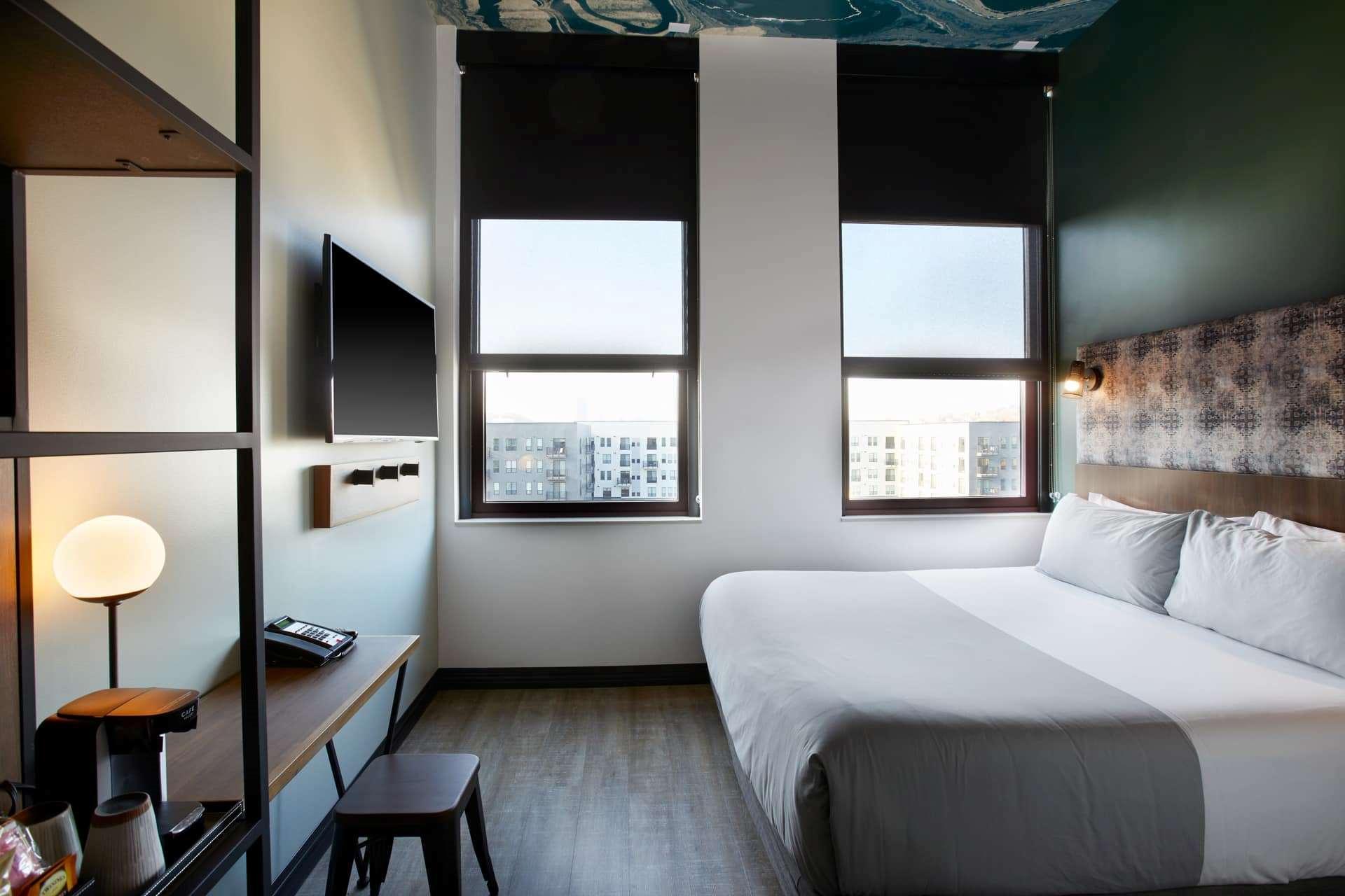 Tryp バイ ウインダム ピッツバーグ ローレンスビル エクステリア 写真